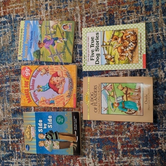 🐢Unbranded Young Adults Paperback Novels Set of 5 - Picture 1 of 8